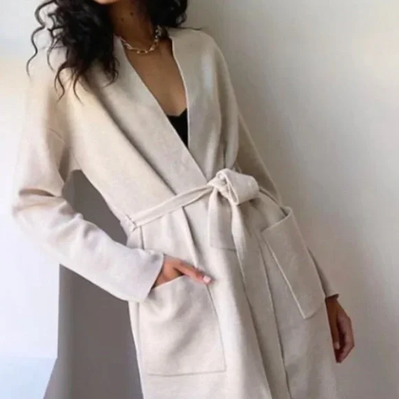 Aritzia Wilfred Belize Cardigan in Heather Birch in Sz M - Picture 2 of 9